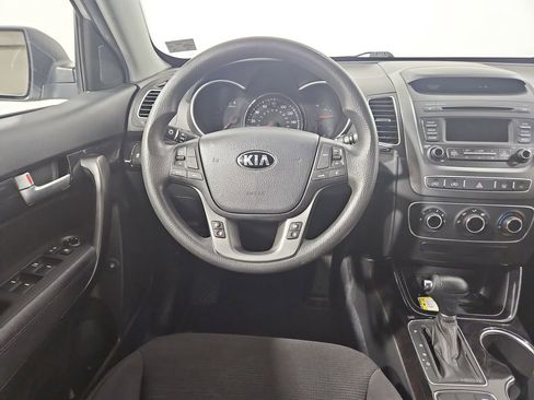 Used 2015 Kia Sorento LX FWD image 14