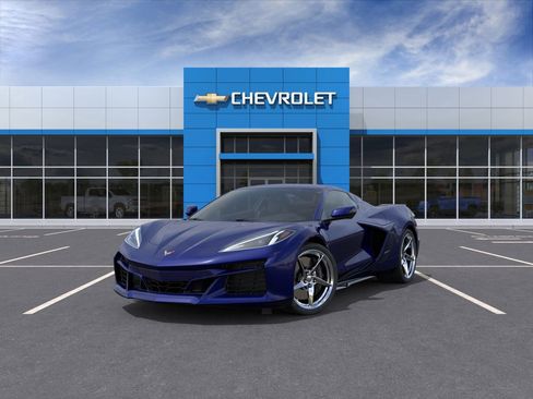 New 2025 Chevrolet Corvette E-Ray image 32