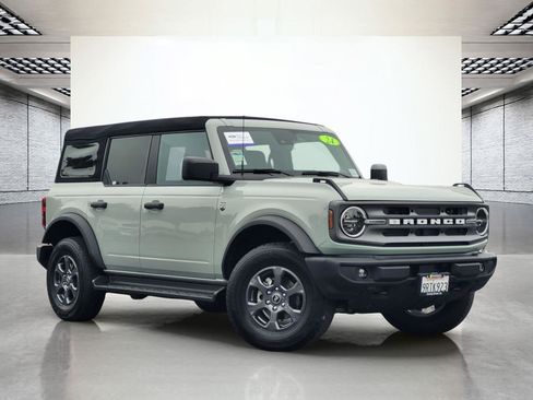 Used 2024 Ford Bronco Big Bend AWD/4WD image 2