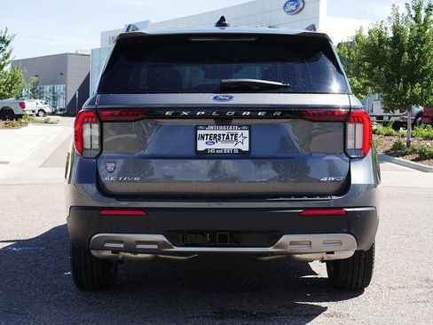 New 2026 Ford Explorer Active w/ Active Comfort Package AWD/4WD image 4