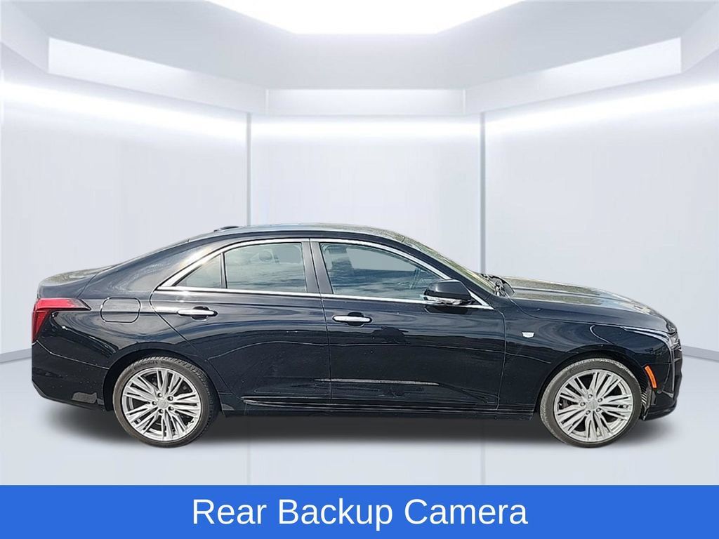 Used 2020 Cadillac CT4 Premium Luxury RWD image 2