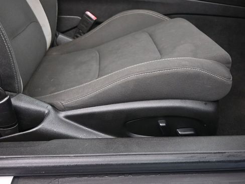 Used 2022 Chevrolet Camaro LT image 13