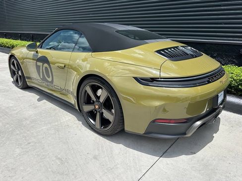 Certified 2026 Porsche 911 Carrera GTS RWD image 3