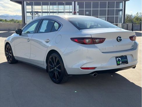 Used 2024 MAZDA MAZDA3 s FWD image 9