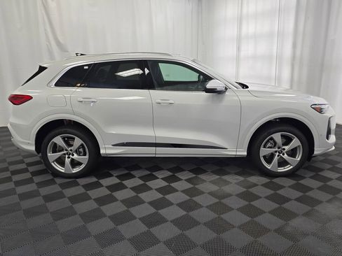 New 2025 Audi Q5 Premium Plus image 7
