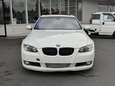 Used 2009 BMW 335i xDrive Coupe AWD/4WD image 8