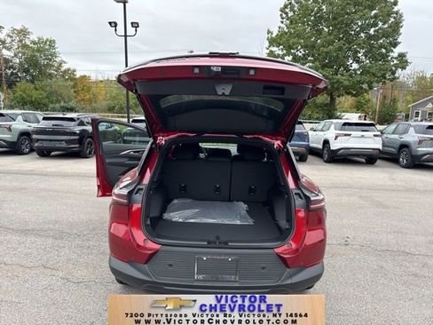 New 2025 Chevrolet Equinox EV LT w/ Comfort Package image 29