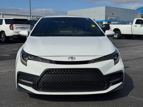 Used 2021 Toyota Corolla SE image 8