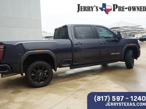 Used 2024 GMC Sierra 2500 AT4 w/ AT4 Premium Plus Package image 5