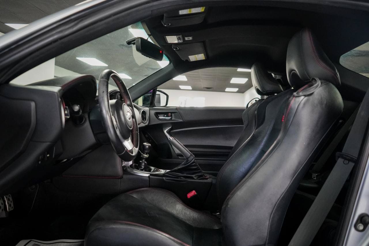 Used 2020 Subaru BRZ Limited RWD image 9