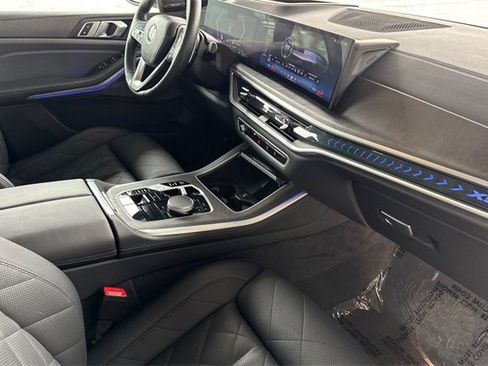 Used 2025 BMW X5 sDrive40i image 19