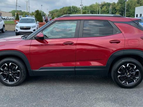 Certified 2021 Chevrolet TrailBlazer LT w/ Convenience Package FWD image 5