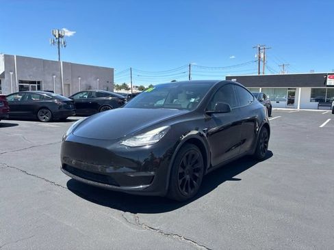 Used 2021 Tesla Model Y Long Range AWD/4WD image 3