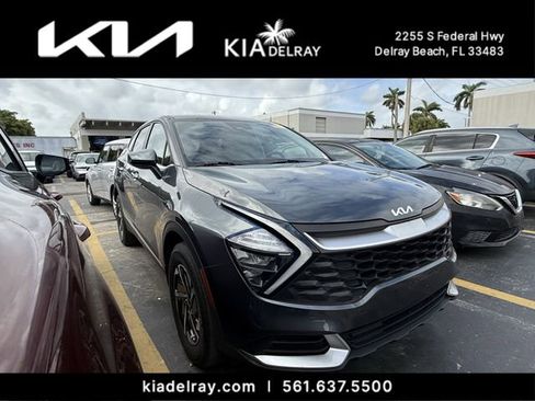 Used 2023 Kia Sportage LX image 6