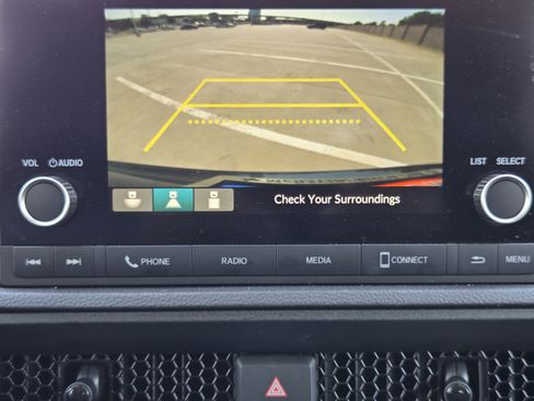 Used 2025 Honda CR-V LX image 14
