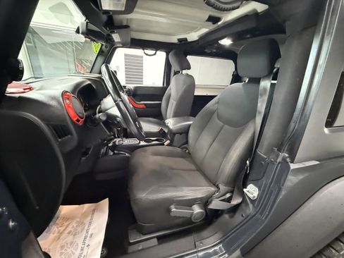 Used 2016 Jeep Wrangler Sport AWD/4WD image 14