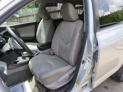 Used 2010 Toyota RAV4 2WD image 17