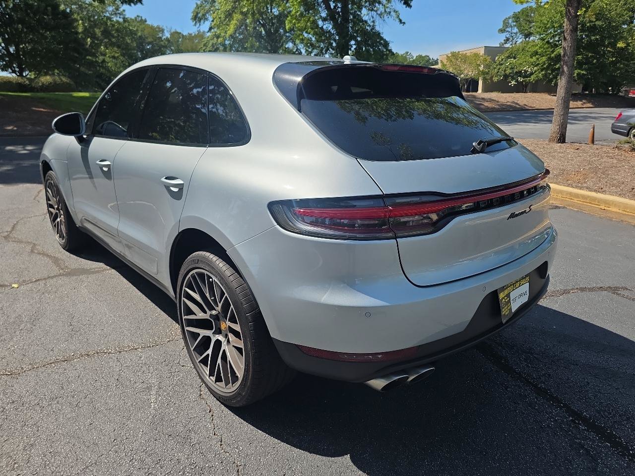 Used 2019 Porsche Macan S w/ Premium Package Plus AWD/4WD image 3
