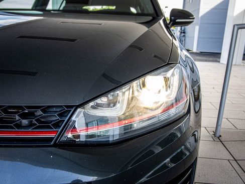 Used 2015 Volkswagen GTI Autobahn image 10