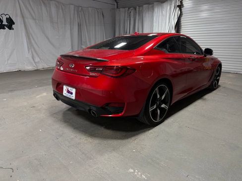 Used 2022 INFINITI Q60 Red Sport 400 w/ Carbon Fiber Package image 7