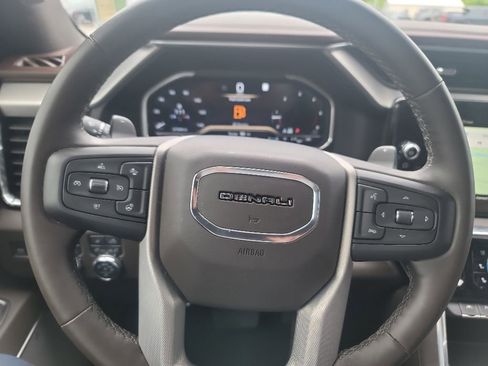 Used 2023 GMC Sierra 1500 Denali w/ Denali Reserve Package AWD/4WD image 25