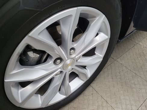 Used 2022 Chevrolet Malibu LT image 31