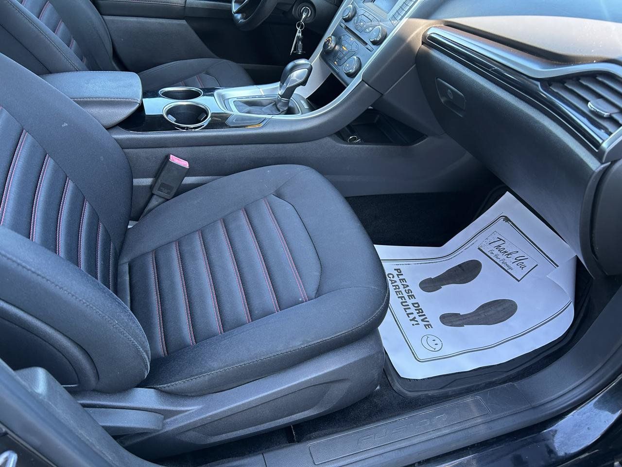Used 2013 Ford Fusion SE FWD image 12