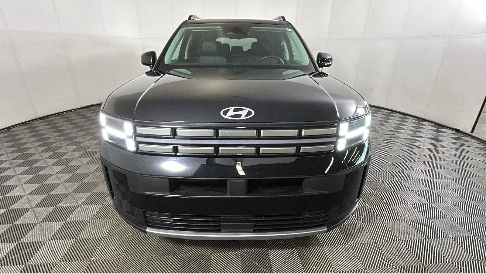 Certified 2024 Hyundai Santa Fe SEL AWD/4WD image 9