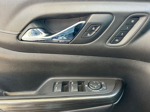 Used 2019 GMC Acadia SLT w/ LPO, Cargo Package FWD image 12