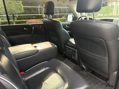Used 2021 INFINITI QX80 Premium Select w/ All-Season Package RWD image 5