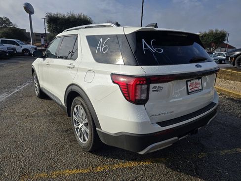 New 2026 Ford Explorer Platinum image 7