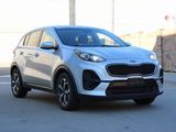 Used 2020 Kia Sportage LX image 2