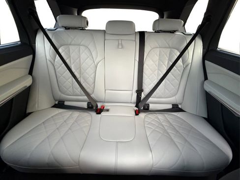 New 2026 BMW X5 sDrive40i w/ M Sport Package image 20