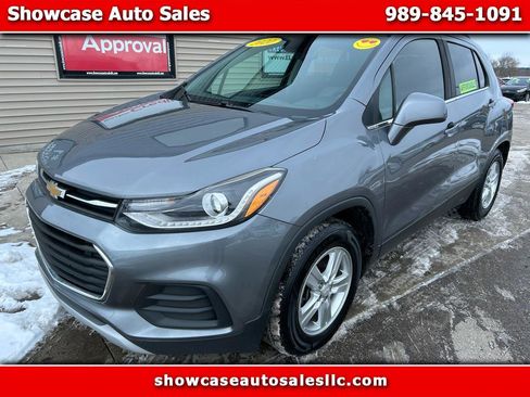 Used 2020 Chevrolet Trax LT image 1