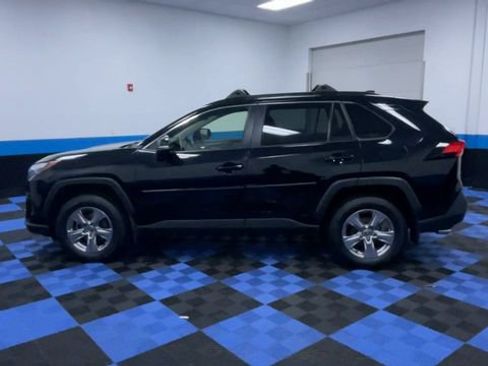 Used 2023 Toyota RAV4 XLE w/ XLE Grade Weather Package AWD/4WD image 5
