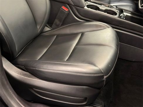 Used 2022 Lincoln Corsair FWD image 12