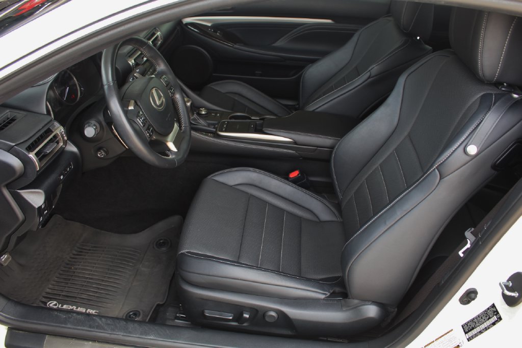 Used 2019 Lexus RC 350 w/ Premium Package RWD image 29