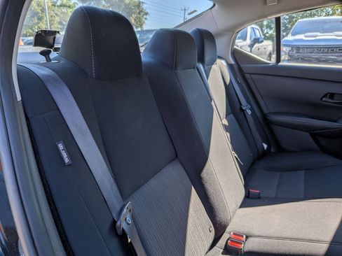 Used 2024 Nissan Sentra SV FWD image 32