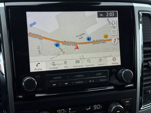 Used 2020 Nissan Titan SV w/ SV Convenience Package image 16