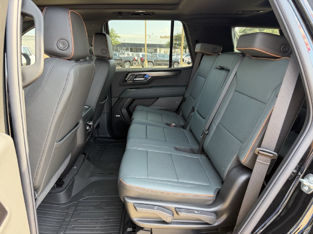 New 2027 GMC Yukon AT4 w/ AT4 Premium Package AWD/4WD image 25