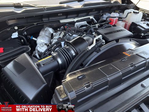 Used 2025 GMC Sierra 2500 AT4X AWD/4WD image 14