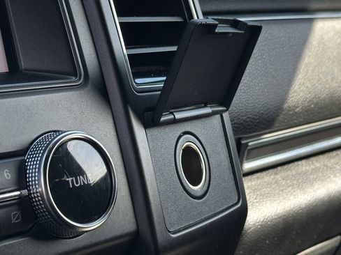 Used 2020 Ford Expedition Limited w/ Equipment Group 302A image 26