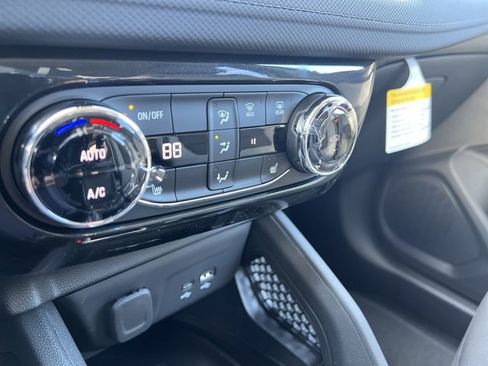 New 2026 Chevrolet TrailBlazer LT w/ Convenience Package image 11