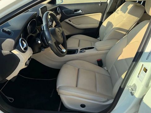 Used 2017 Mercedes-Benz GLA 250 image 13