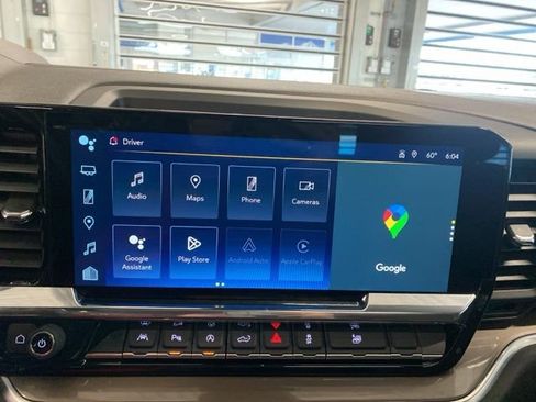 Used 2022 Chevrolet Silverado 1500 High Country w/ High Country Premium Package image 22