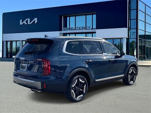 New 2025 Kia Telluride S image 11
