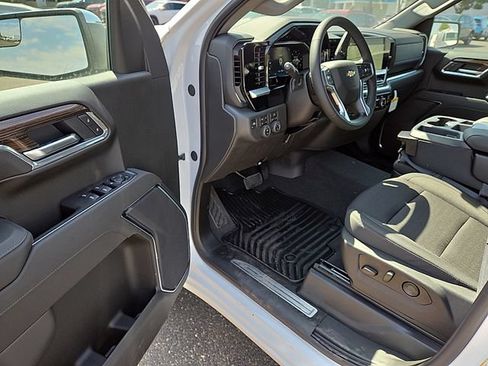 New 2026 Chevrolet Silverado 1500 LT w/ Z71 Off-Road Package AWD/4WD image 10