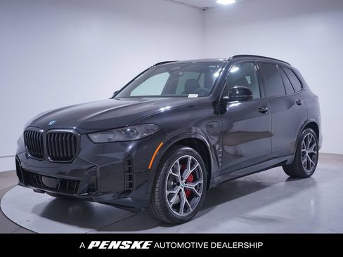 Used 2026 BMW X5 xDrive50e w/ M Sport Package AWD/4WD image 1