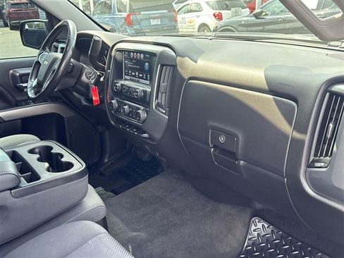 Certified 2018 Chevrolet Silverado 1500 LT AWD/4WD image 26