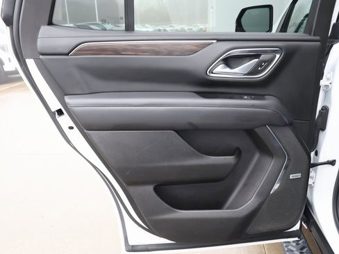 Used 2022 Chevrolet Tahoe Z71 w/ Luxury Package image 26